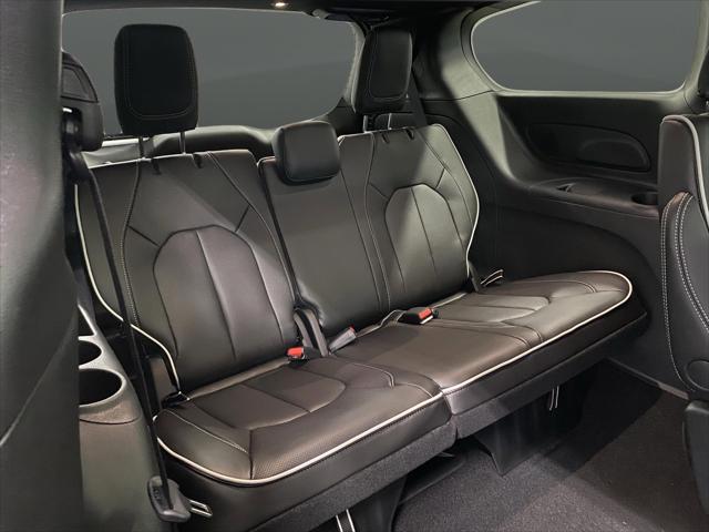 2026 Chrysler Pacifica Limited AWD