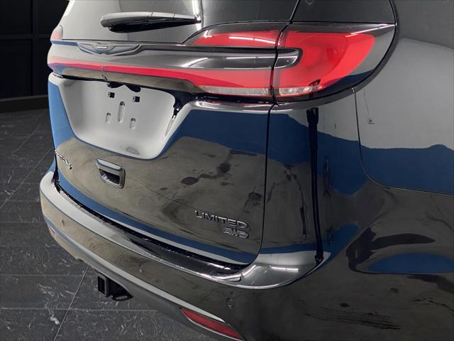 2026 Chrysler Pacifica Limited AWD