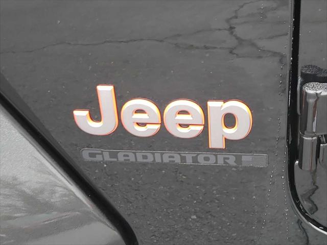 2026 Jeep Gladiator Sport