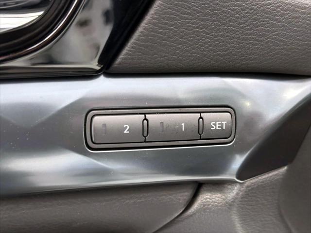 2022 Nissan Maxima SR Xtronic CVT [15]