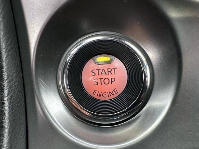 2022 Nissan Maxima SR Xtronic CVT [24]