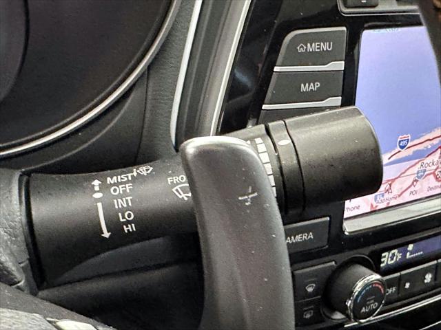 2022 Nissan Maxima SR Xtronic CVT [32]