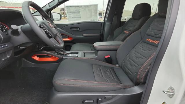 2026 Nissan Frontier Crew Cab PRO-4X 4x4