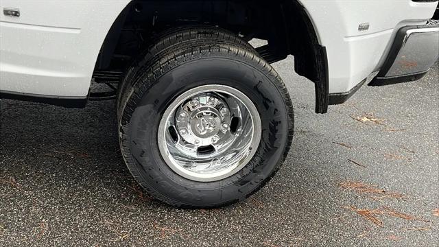 2026 Ram 3500 Tradesman Crew Cab 4x4 8' Box
