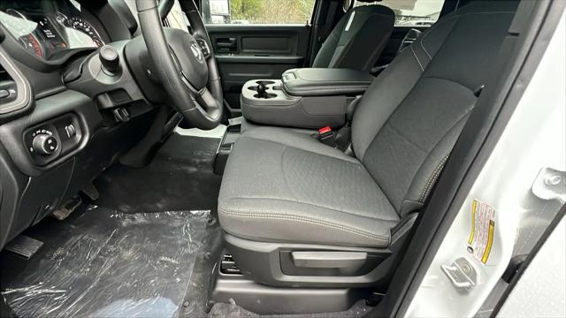 2026 Ram 3500 Tradesman Crew Cab 4x4 8' Box