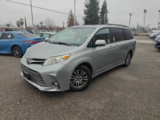 2019 Toyota Sienna XLE 8 Passenger