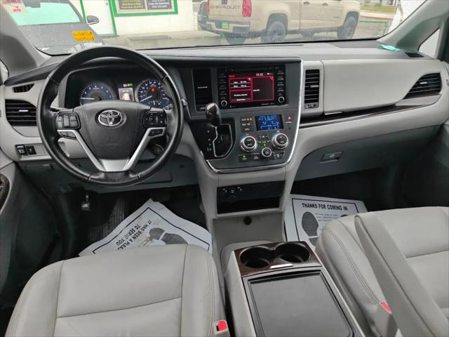 2019 Toyota Sienna XLE 8 Passenger