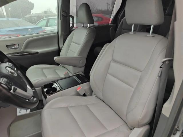 2019 Toyota Sienna XLE 8 Passenger