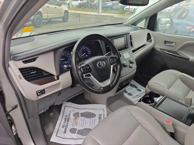 2019 Toyota Sienna XLE 8 Passenger
