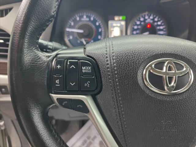 2019 Toyota Sienna XLE 8 Passenger