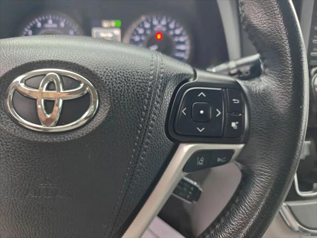 2019 Toyota Sienna XLE 8 Passenger