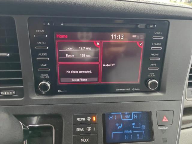 2019 Toyota Sienna XLE 8 Passenger