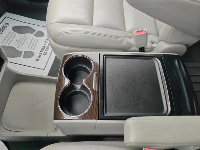 2019 Toyota Sienna XLE 8 Passenger