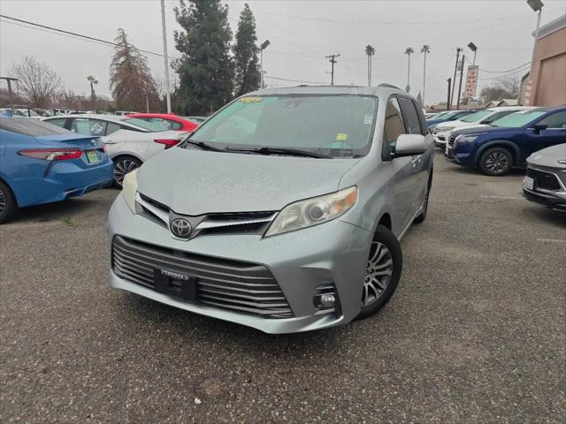 2019 Toyota Sienna XLE 8 Passenger