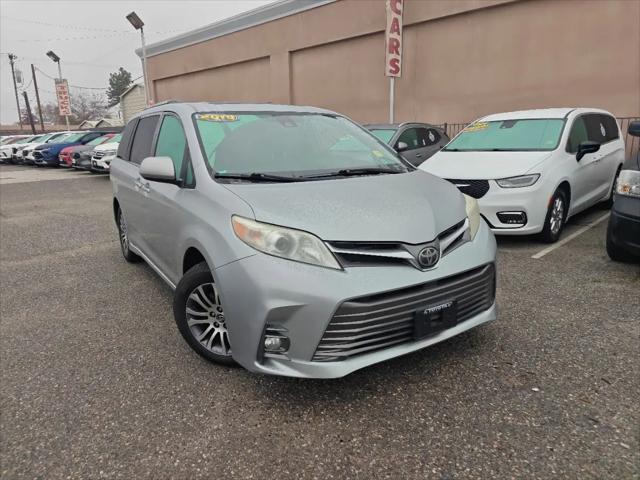 2019 Toyota Sienna XLE 8 Passenger