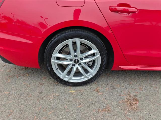 2023 Audi A4 Premium Plus 45 TFSI S line quattro S tronic