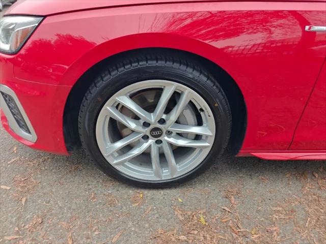 2023 Audi A4 Premium Plus 45 TFSI S line quattro S tronic