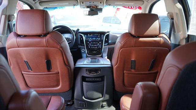 2018 Cadillac Escalade Premium Luxury