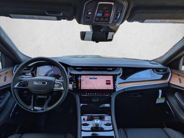 2026 Jeep Grand Cherokee Summit 4x4
