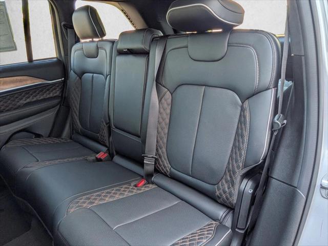 2026 Jeep Grand Cherokee Summit 4x4