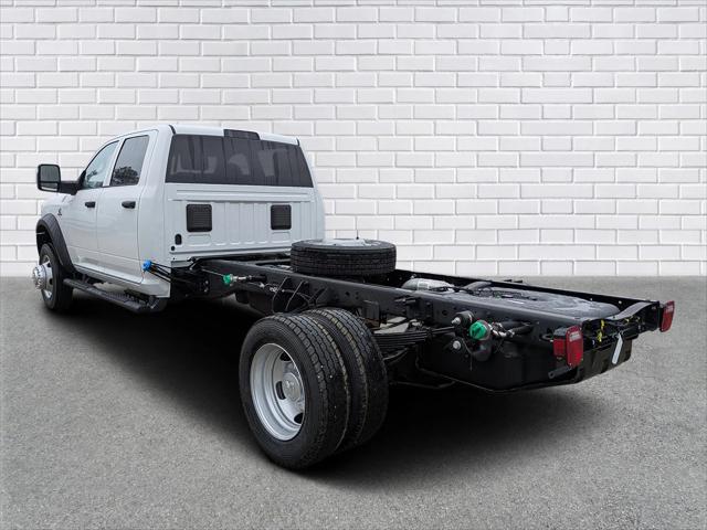 2026 RAM Ram 5500 Chassis Cab RAM 5500 TRADESMAN CHASSIS CREW CAB 4X4 84 CA