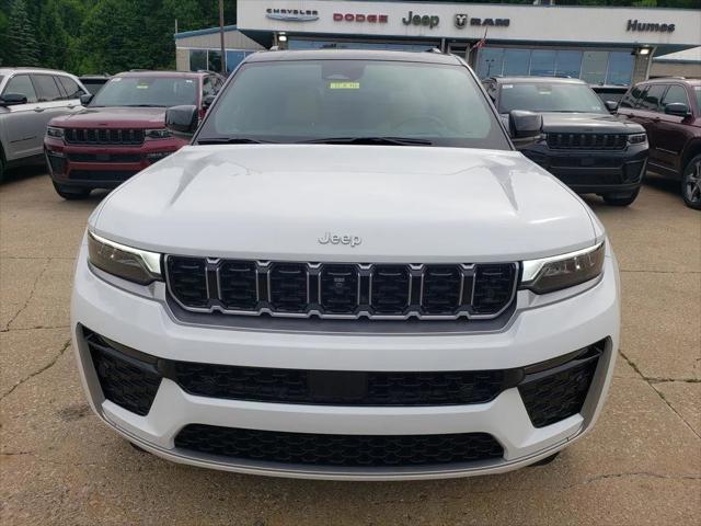 2026 Jeep Grand Cherokee Summit 4x4