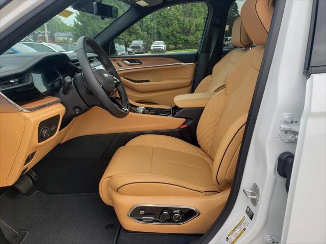 2026 Jeep Grand Cherokee Summit 4x4