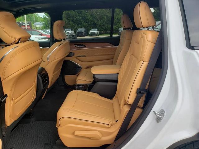 2026 Jeep Grand Cherokee Summit 4x4