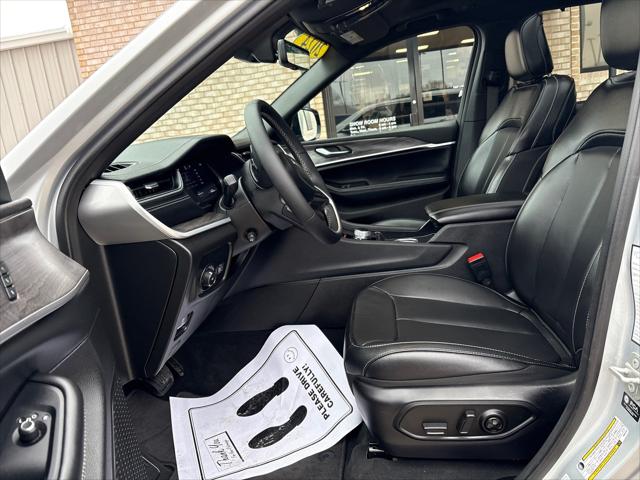 2024 Jeep Grand Cherokee L Limited 4x4 2024 Jeep Grand Cherokee L Limited 4x4