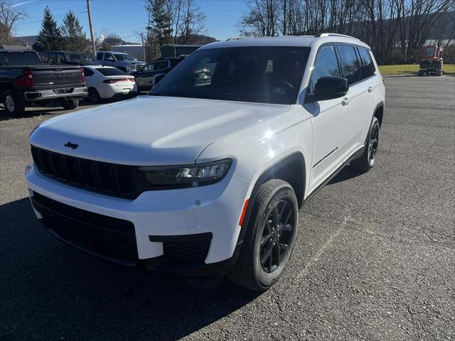 2024 Jeep Grand Cherokee L Altitude 4x4 2024 Jeep Grand Cherokee L Altitude 4x4