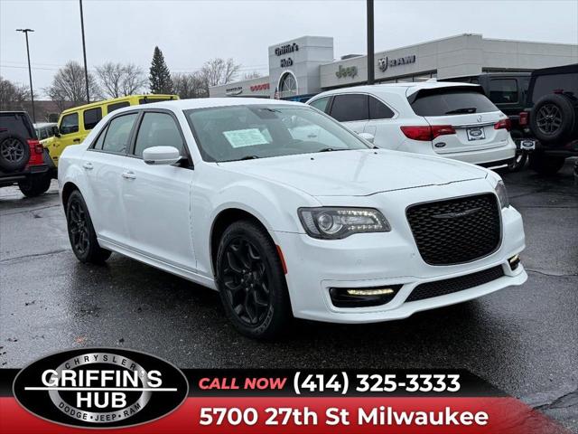 2022 Chrysler 300 Touring-L AWD