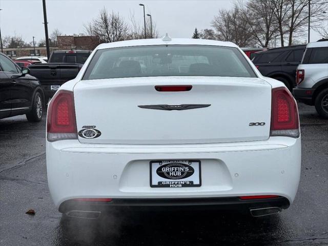 2022 Chrysler 300 Touring-L AWD