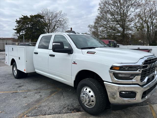 2026 RAM Ram 3500 Chassis Cab RAM 3500 TRADESMAN CREW CAB CHASSIS 4X4 60 CA 2026 RAM Ram 3500 Chassis Cab RAM 3500 TRADESMAN CREW CAB CHASSIS 4X4 60 CA