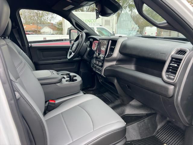 2026 RAM Ram 3500 Chassis Cab RAM 3500 TRADESMAN CREW CAB CHASSIS 4X4 60 CA 2026 RAM Ram 3500 Chassis Cab RAM 3500 TRADESMAN CREW CAB CHASSIS 4X4 60 CA