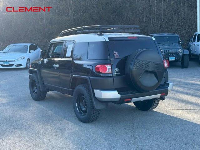 2011 Toyota FJ Cruiser Base
