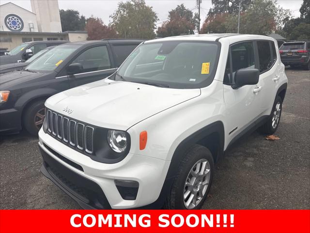 2023 Jeep Renegade Latitude 4x4 2023 Jeep Renegade Latitude 4x4