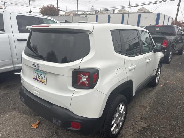 2023 Jeep Renegade Latitude 4x4 2023 Jeep Renegade Latitude 4x4