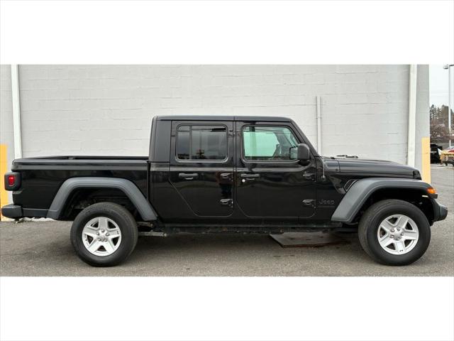 2020 Jeep Gladiator Sport S 4X4 2020 Jeep Gladiator Sport S 4X4