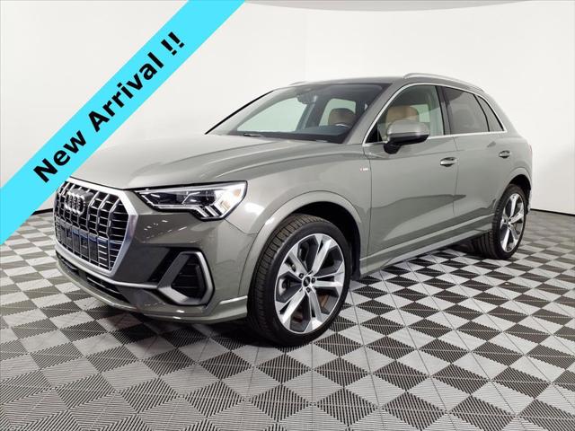 2021 Audi Q3 Premium Plus 45 TFSI S line quattro Tiptronic 2021 Audi Q3 Premium Plus 45 TFSI S line quattro Tiptronic