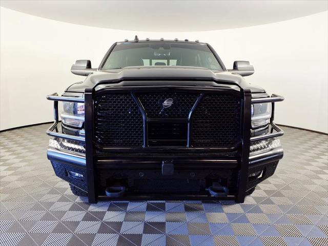 2022 RAM 3500 Laramie 2022 RAM 3500 Laramie