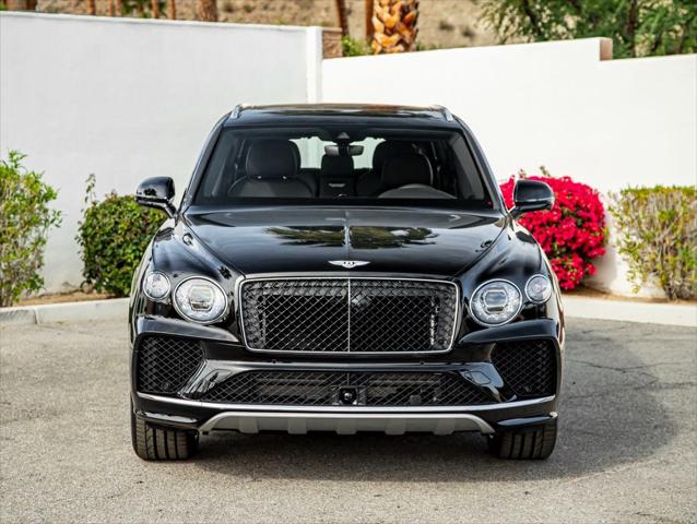 2025 Bentley Bentayga Unknown