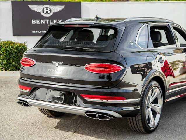 2025 Bentley Bentayga Unknown