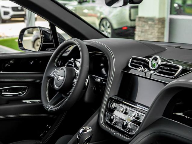 2025 Bentley Bentayga Unknown