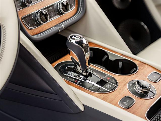 2025 Bentley Bentayga Azure