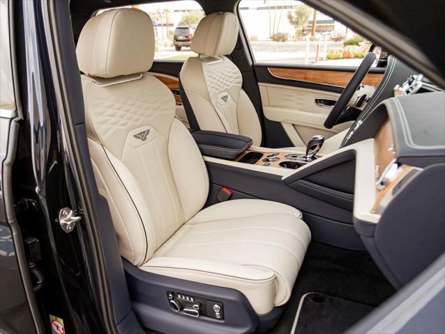2025 Bentley Bentayga Azure