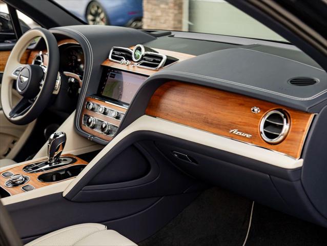 2025 Bentley Bentayga Azure