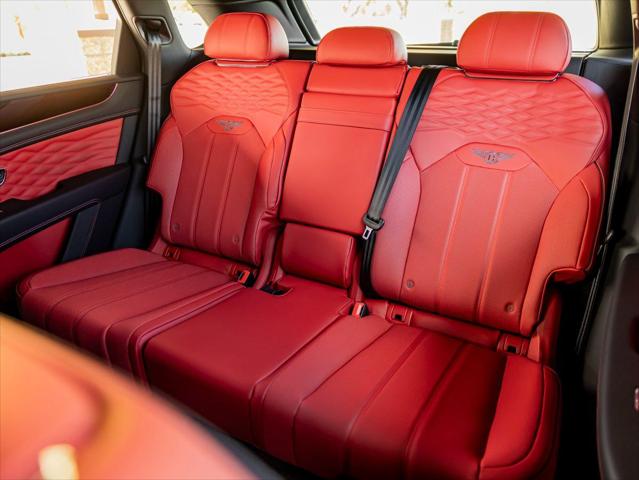 2025 Bentley Bentayga Azure