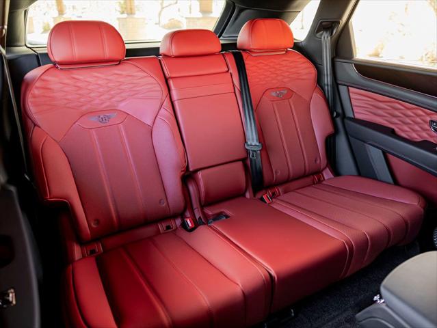 2025 Bentley Bentayga Azure