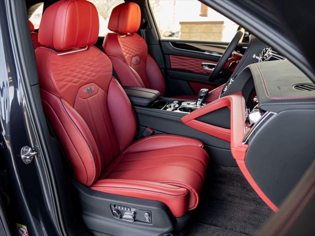 2025 Bentley Bentayga Azure