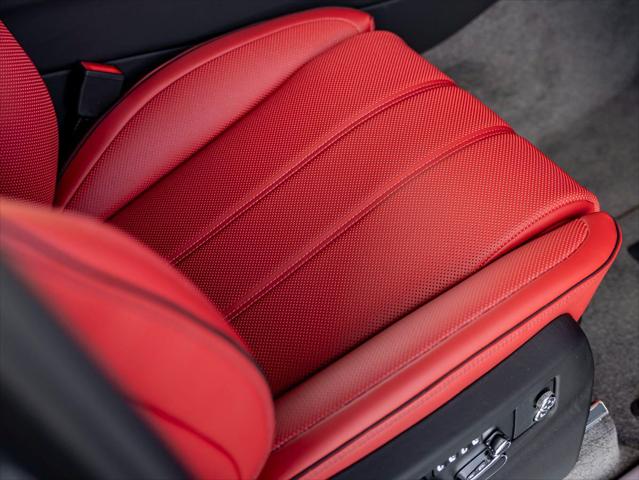 2025 Bentley Bentayga Azure